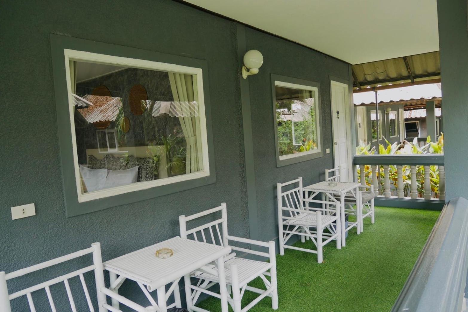 Let'S Hyde Pattaya Resort & Villas - Pool Cabanas Exterior foto