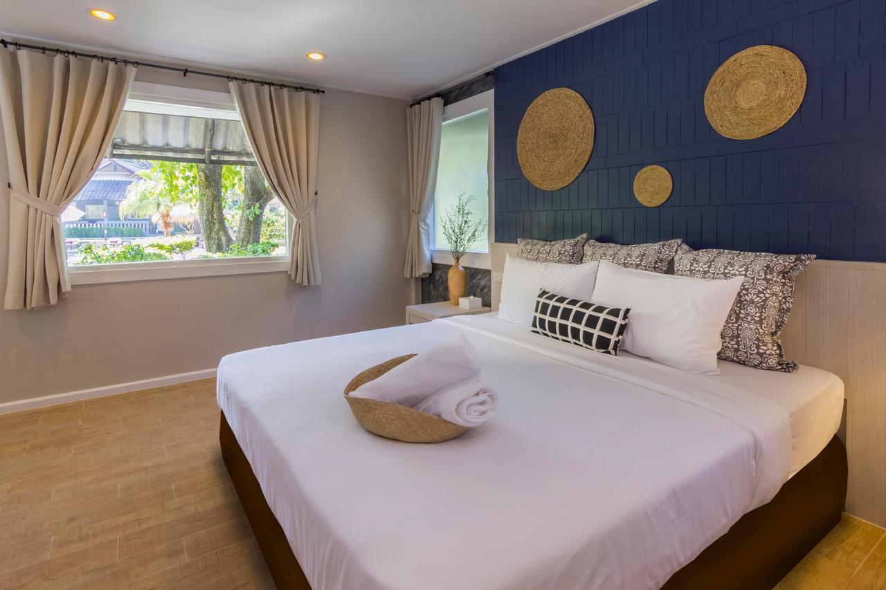 Let'S Hyde Pattaya Resort & Villas - Pool Cabanas Exterior foto